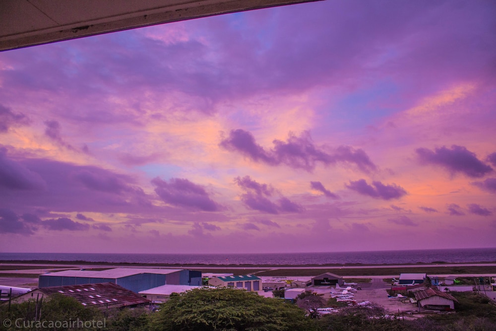 Curacao Airport Hotel 42/50