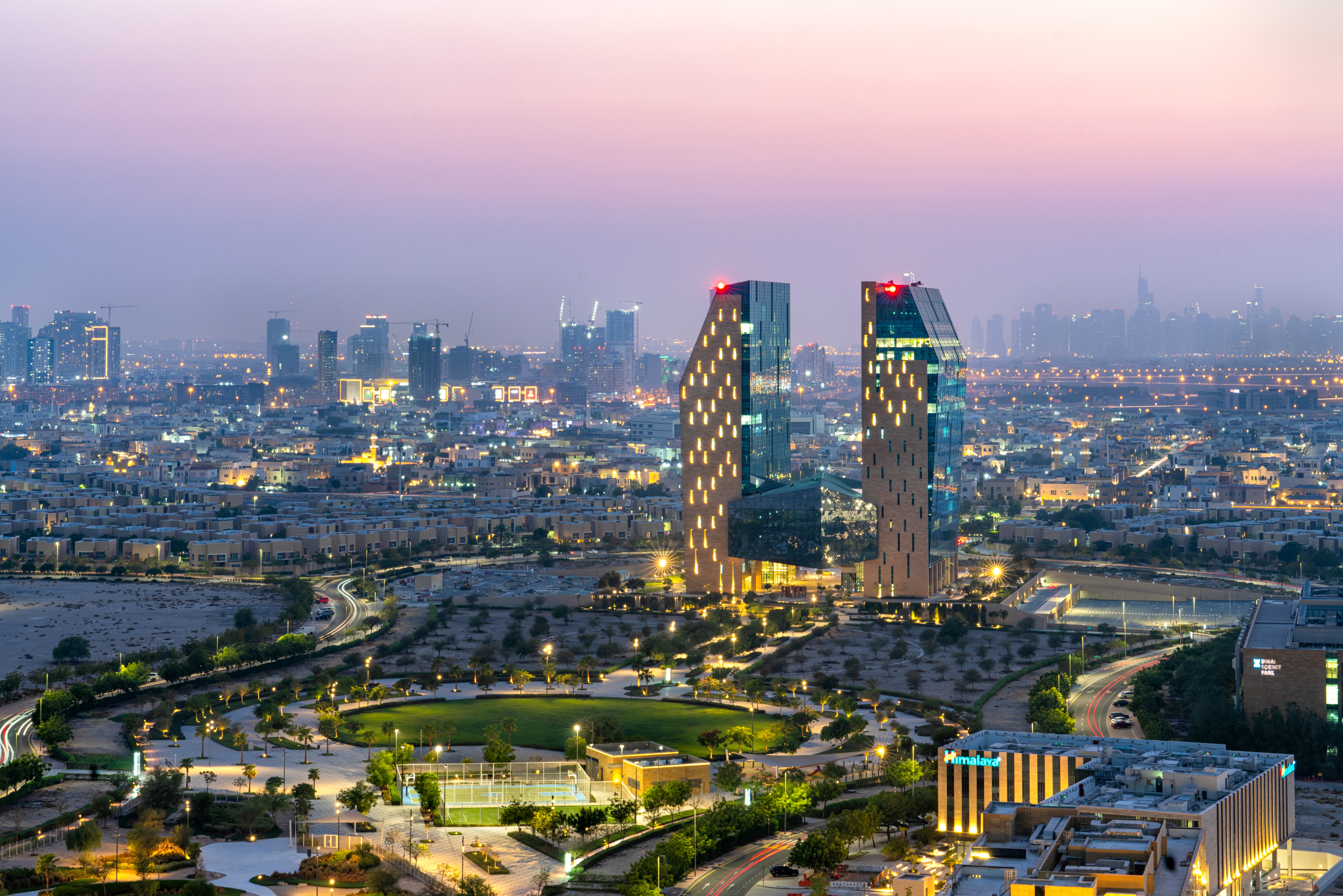 Holiday Inn & Suites Dubai Science Park 45/50