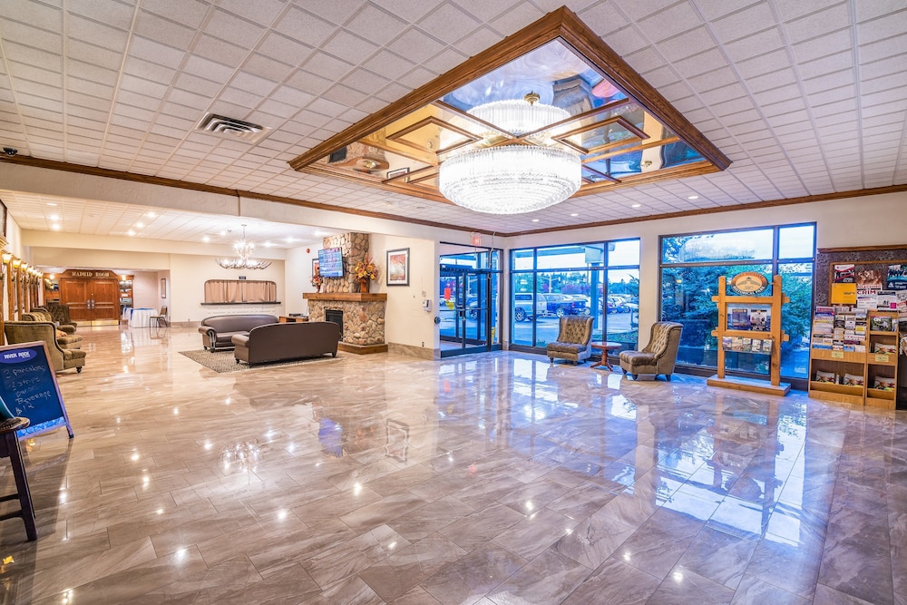 Ramada by Wyndham Thunder Bay Airlane Hotel 5/50