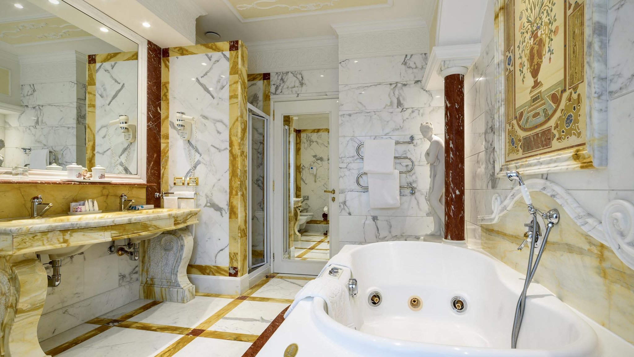 Grand Hotel Des Iles Borromees and Spa 44/45