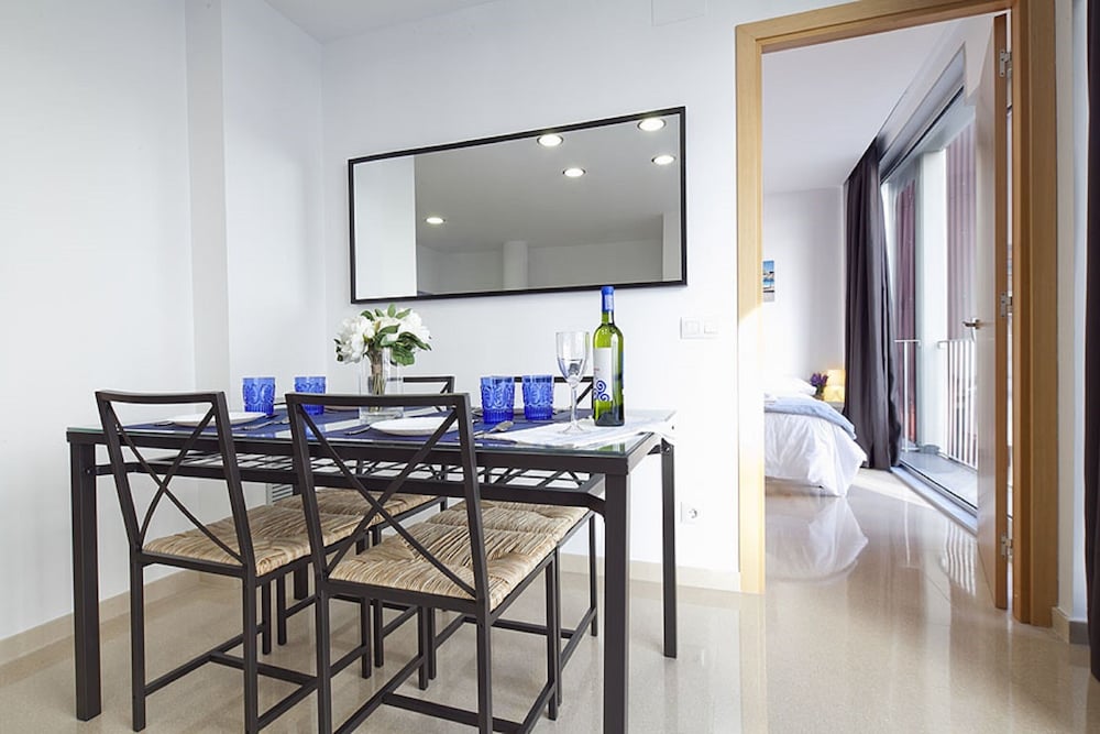 CHARMSUITES NOU RAMBLA APARTMENTS 3/42