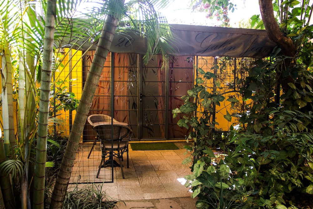 Le Bougainviller Hotel in KAMPALA