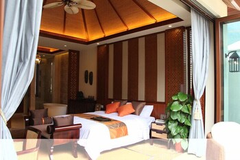 Shixishu Jianguo Yalong Bay Resort Hotel 14/39