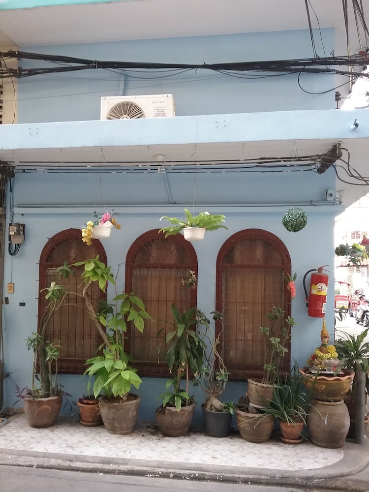 Danee Hostel 1/55