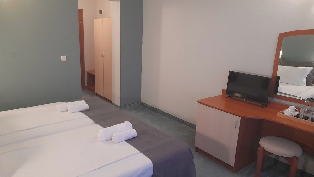 Hotel Saga 39/49