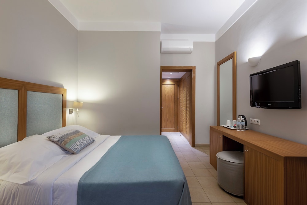 Resort, Queen Bed, Garden View, Sofa, Resort Area