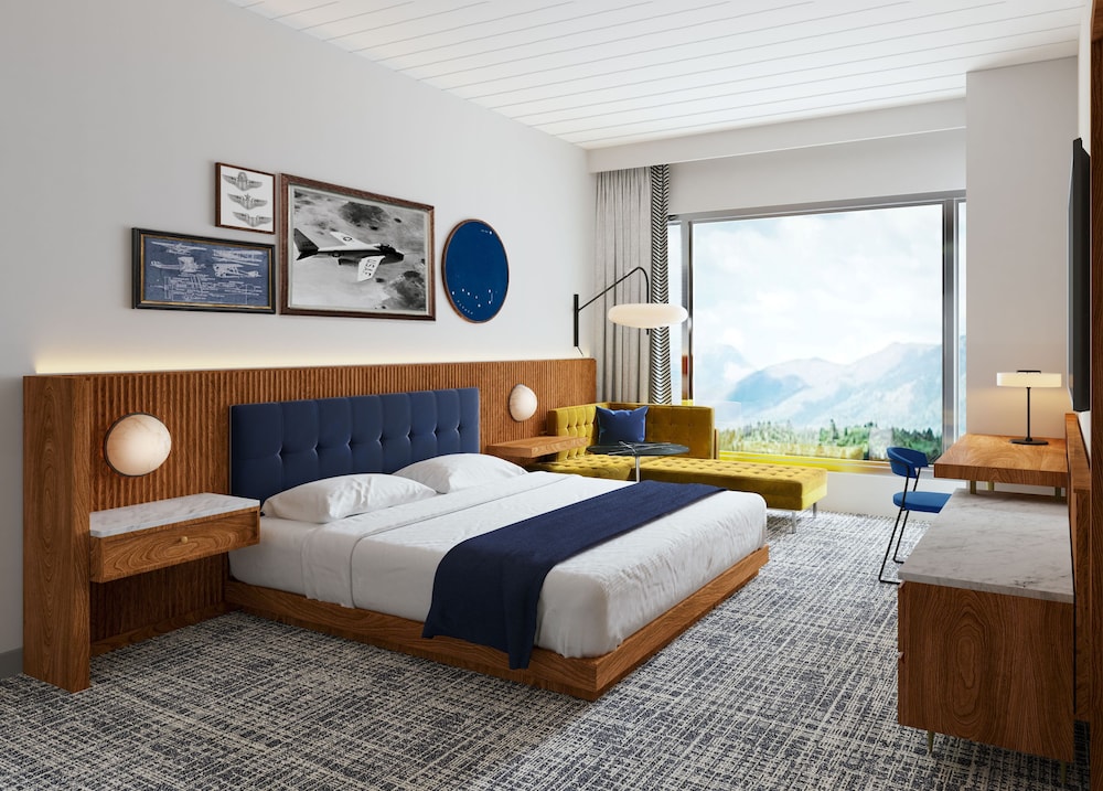 ROOM, KING BED, PARTIAL, MOUNTAIN VIEW