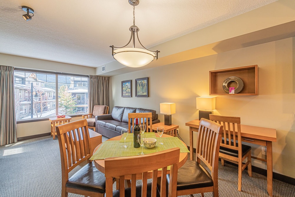 Copperstone Resort 35/50