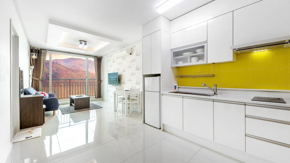Gapyeong Rialto Pension 5/50