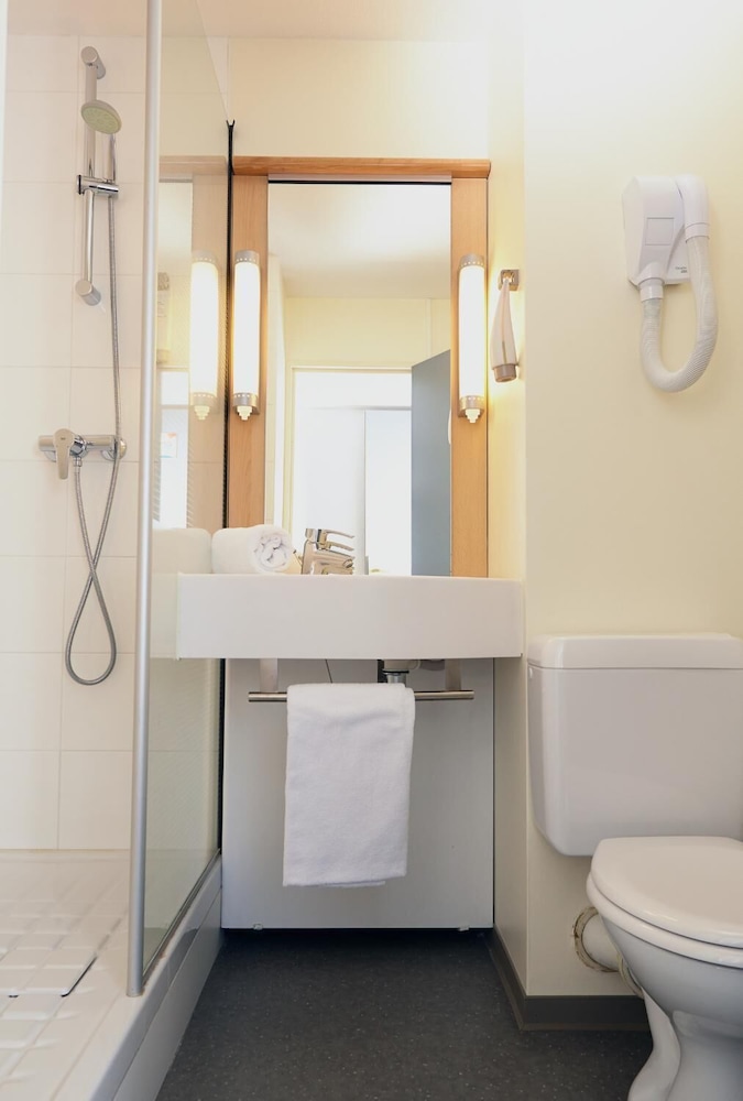 ibis Styles Saint Etienne Gare Chateaucreux 5/65