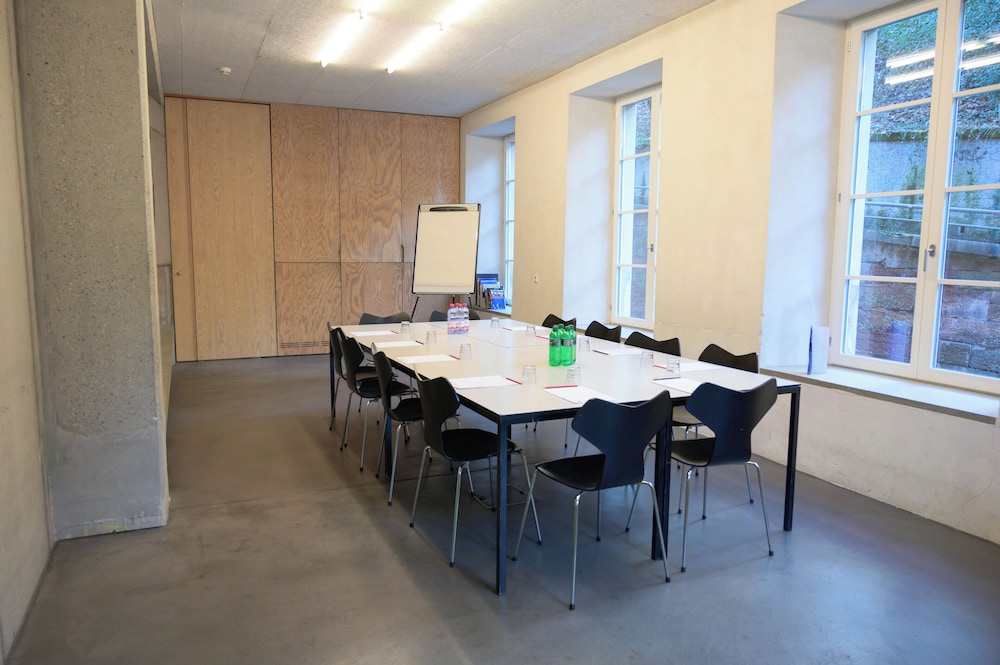 Youth Hostel Basel 36/53