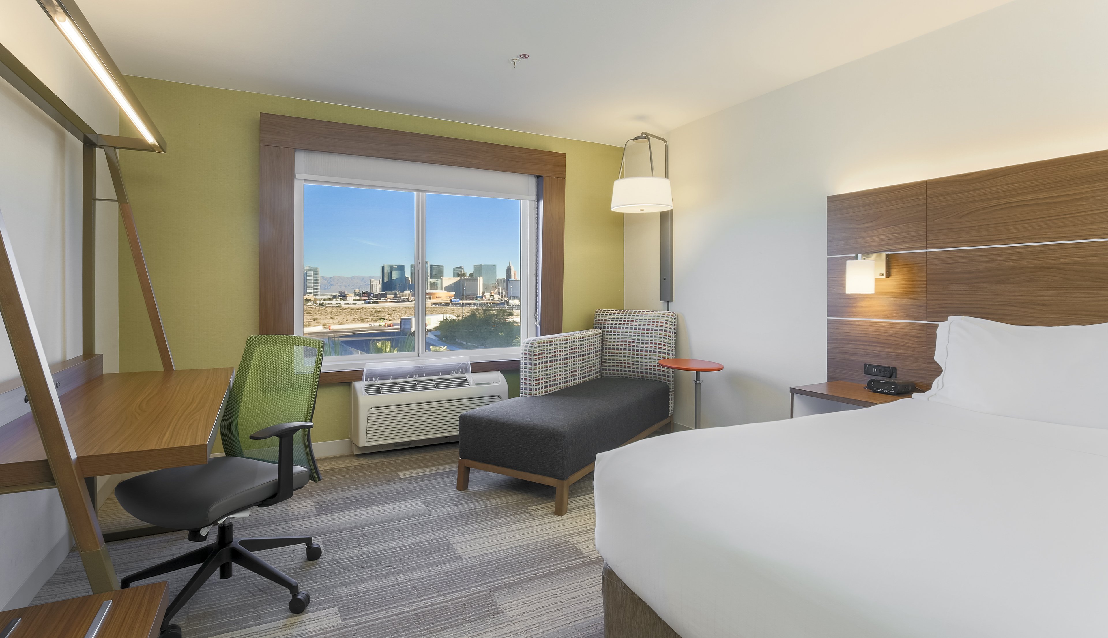 Holiday Inn Express Las Vegas - Stadium Area, an IHG Hotel 20/69