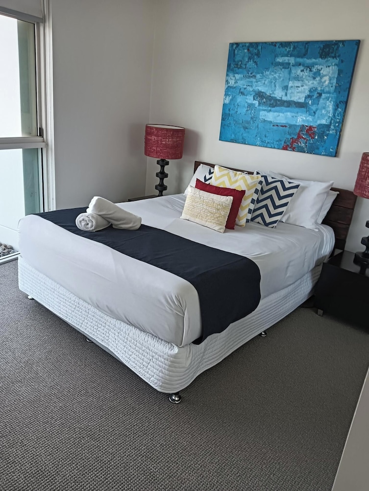 Kirra Surf Apartments 23/75