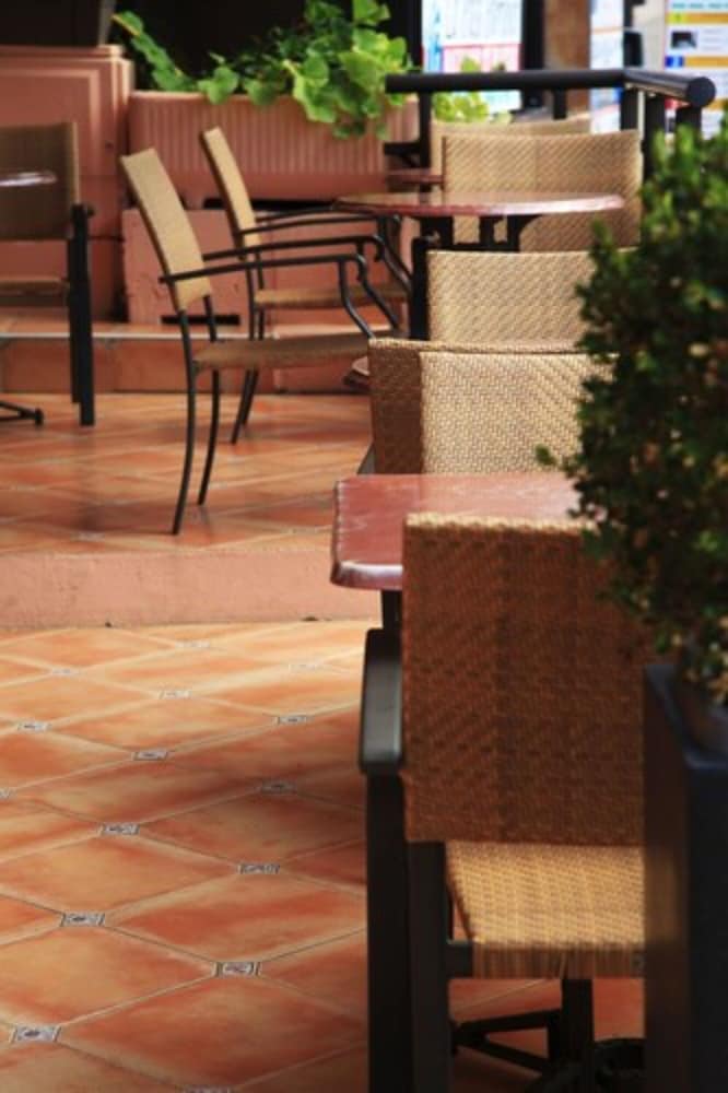 Hotel Le Subrini 47/64