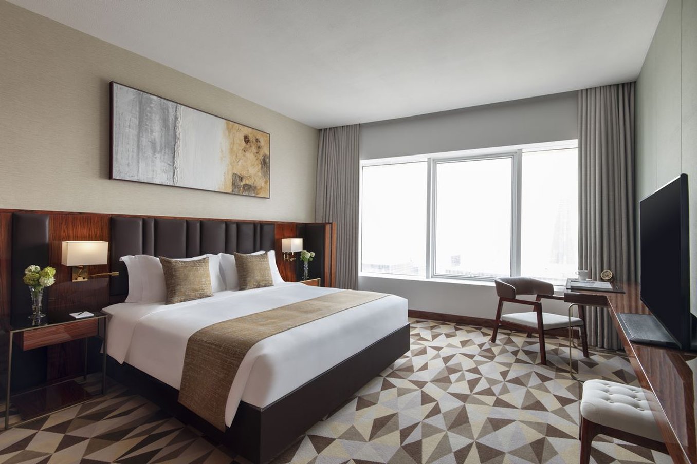 The Bentley Luxury Hotel and Suites Doha 18/60