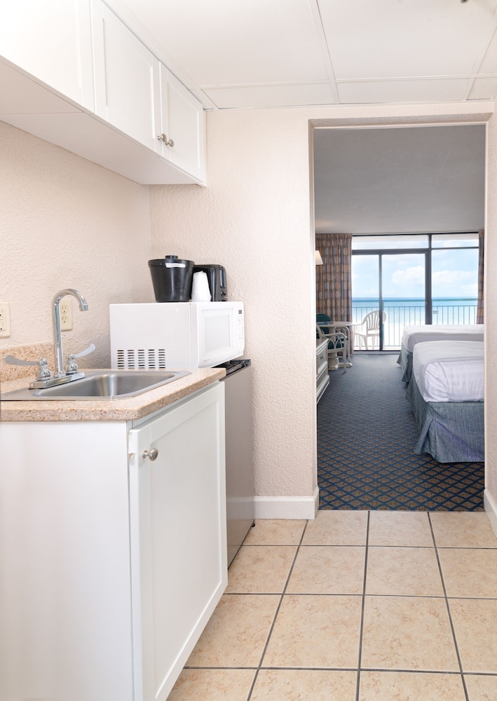 Sandcastle Oceanfront Resort South Beach 6/69
