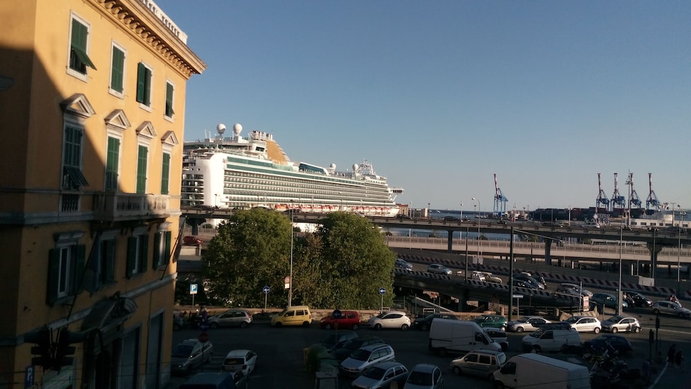 Le Tre Stazioni Hotel 26/27