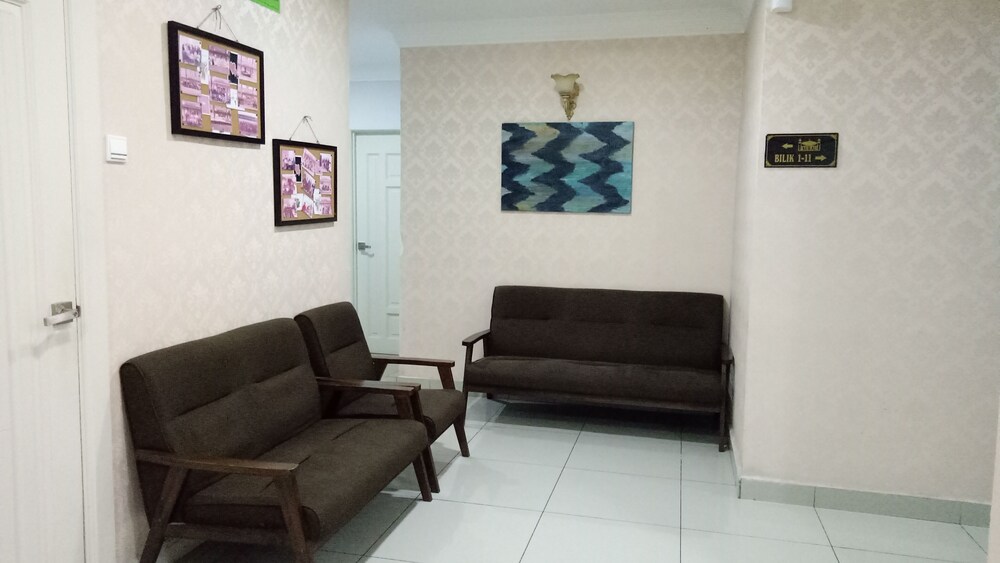 Hotel Mutiara KGMMB by ZUZU 48/53