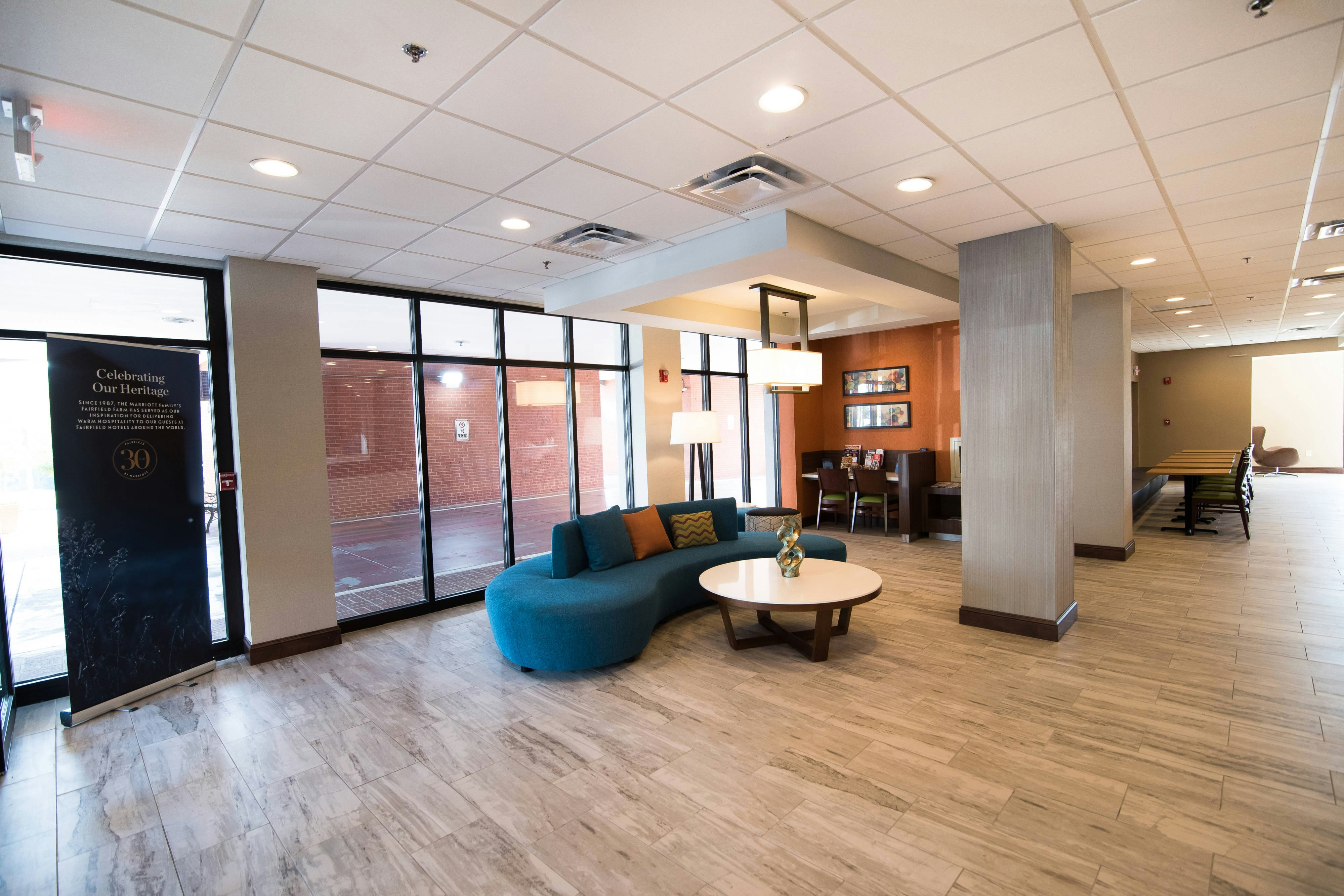 Fairfield Inn And Suites By Marriott Atlanta Airport North 22/32