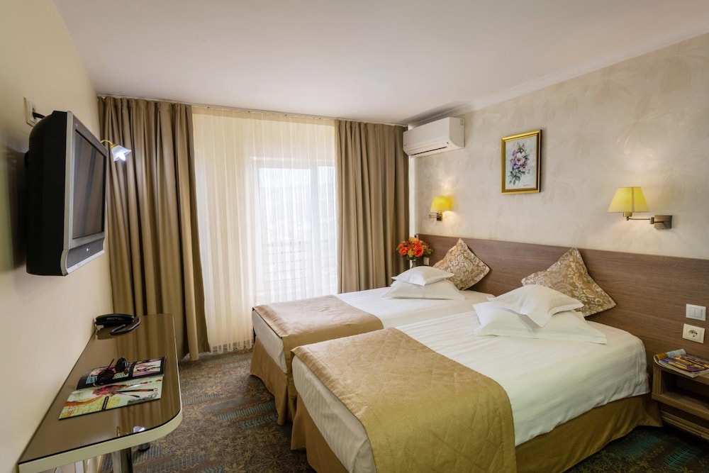 Hotel Stil 8/48