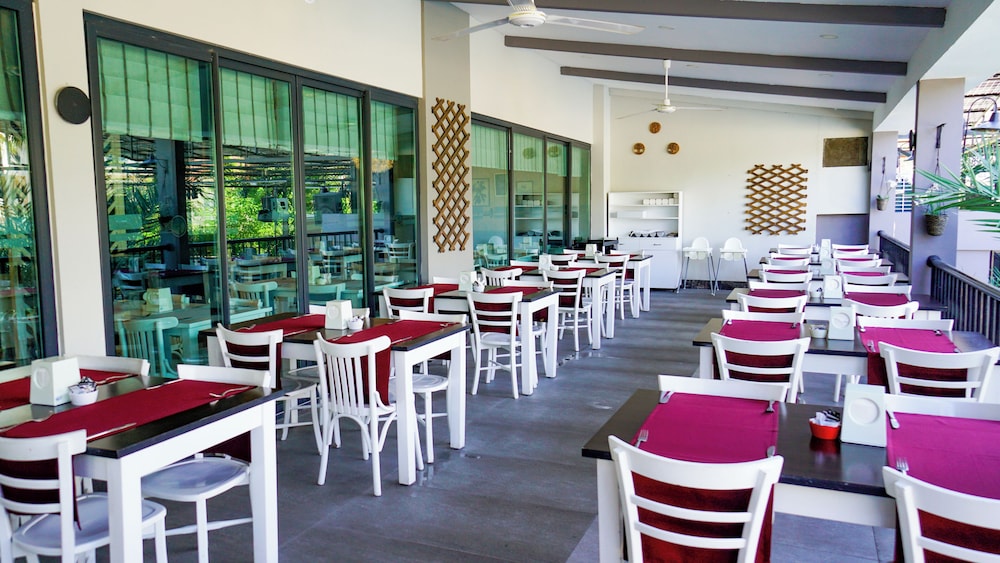 Istanbul Beach Hotel 35/50