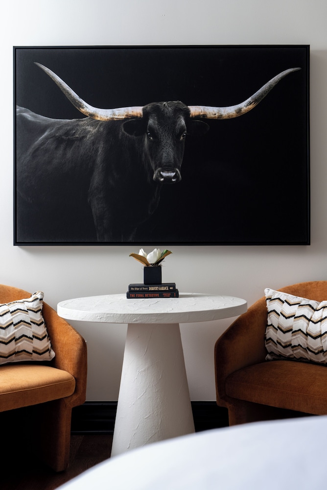 Emigrant Boutique Hotel 25/28
