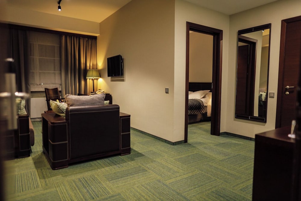 HOTEL DASTAN AKTOBE 12/53