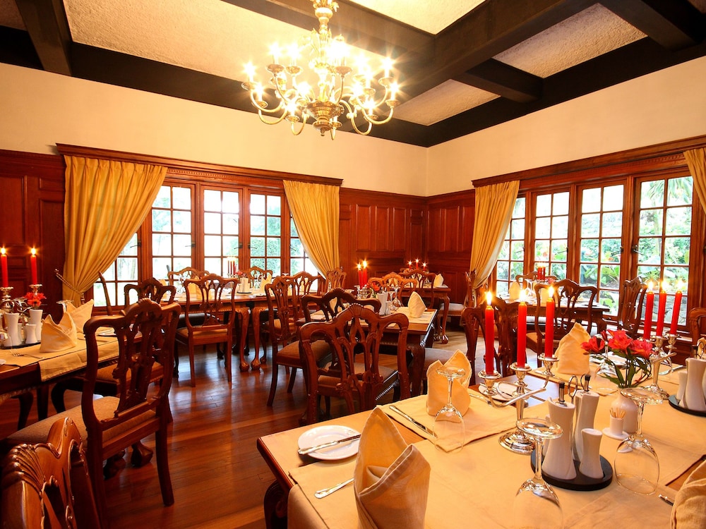 Governors Mansion 24/50
