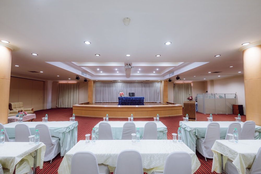 Morakot Hotel Chumphon 58/66