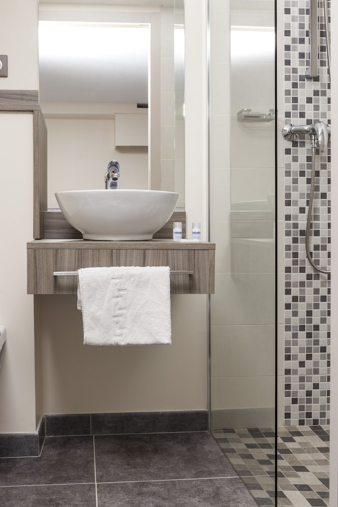 Hotel Balladins Foix 27/60