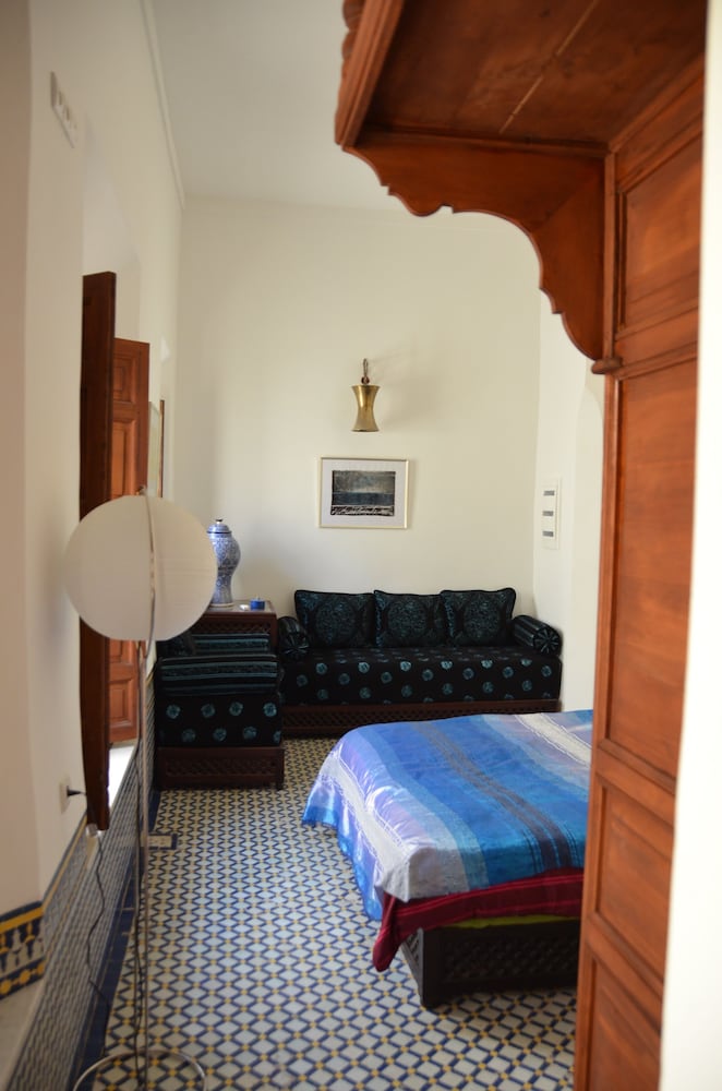 Riad Dezayn 10/29