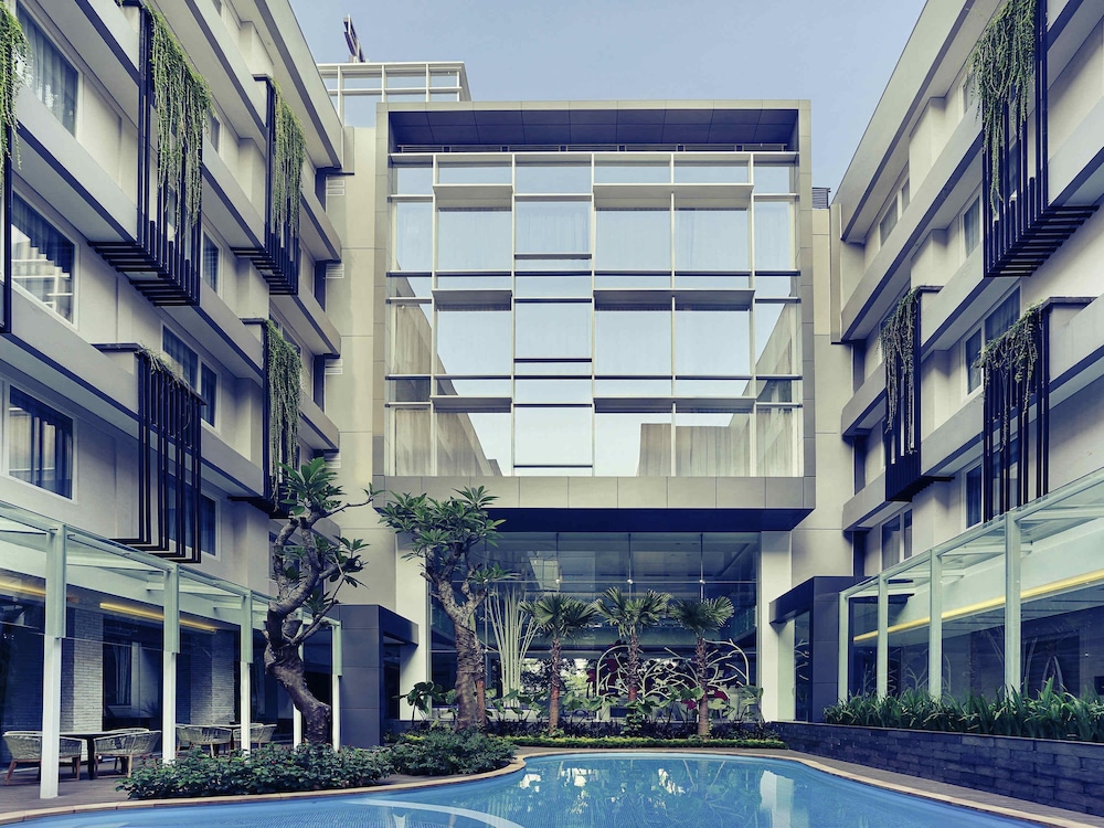Mercure Jakarta Sabang 73/79