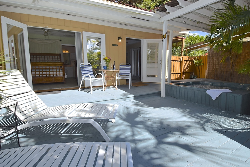 Turtle Beach Resort and Inn 24/50