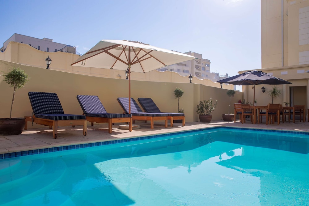 RADISSON BLU LE VENDOME-CAPE TOWN 26/33