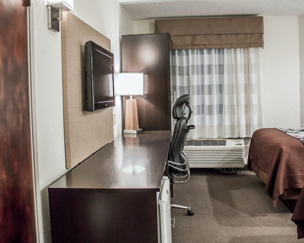 Sleep Inn Summersville - New River Gorge Area 25/27