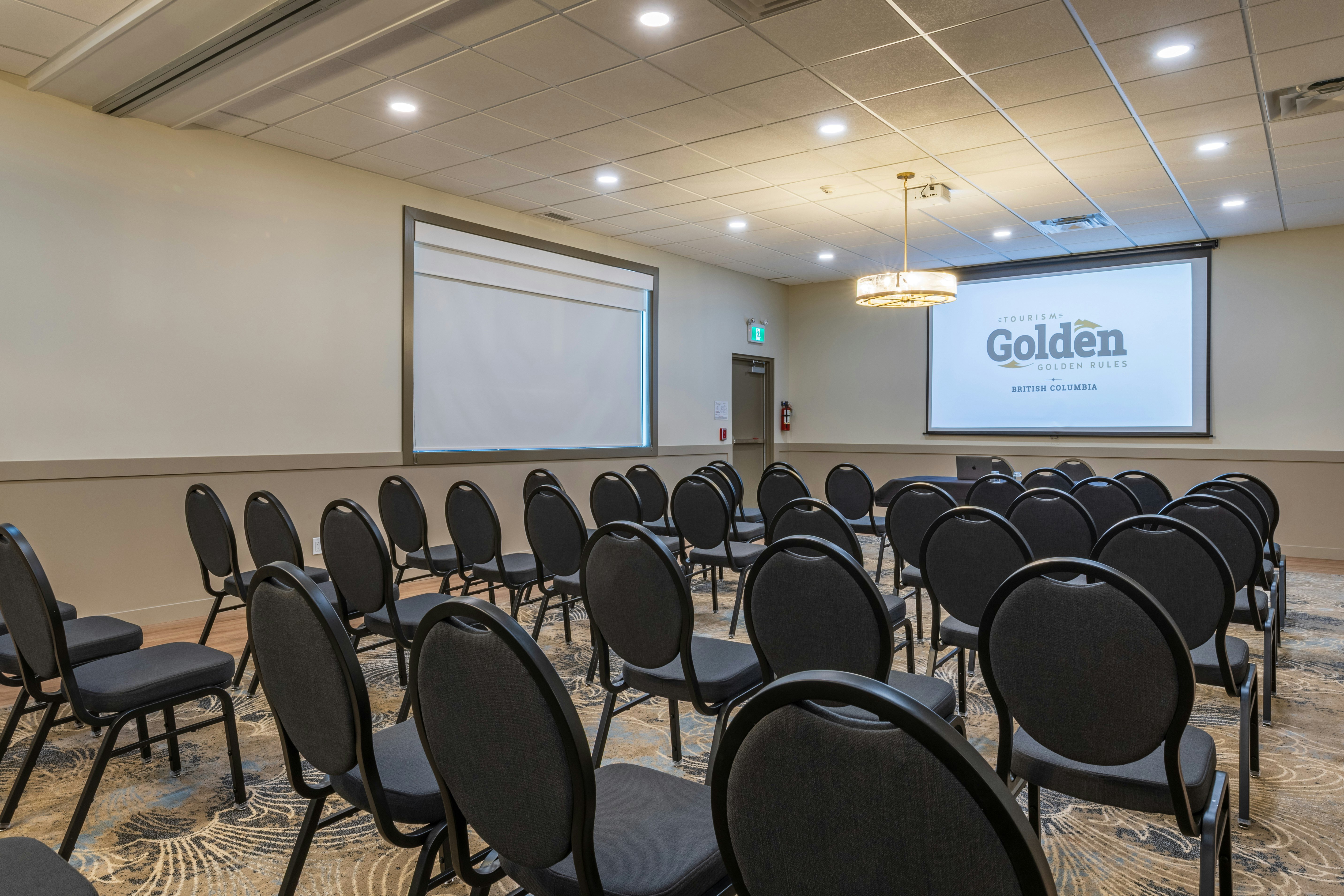 Prestige Inn Golden 58/67
