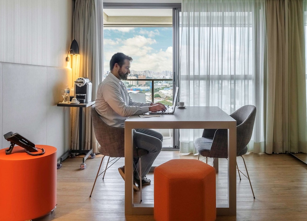 Mercure Guarulhos Aeroporto Hotel 62/75