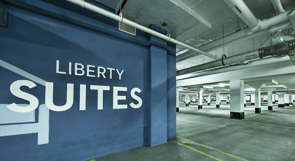 Liberty Suites Hotel 4/63