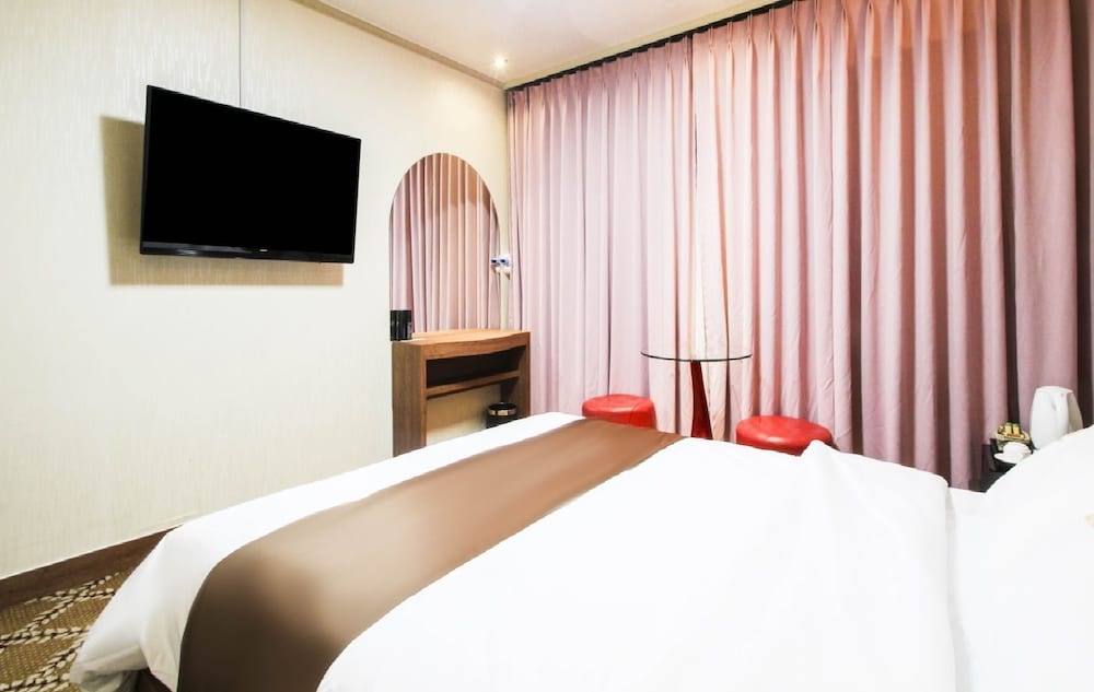 Uljin Grand Hotel 13/26