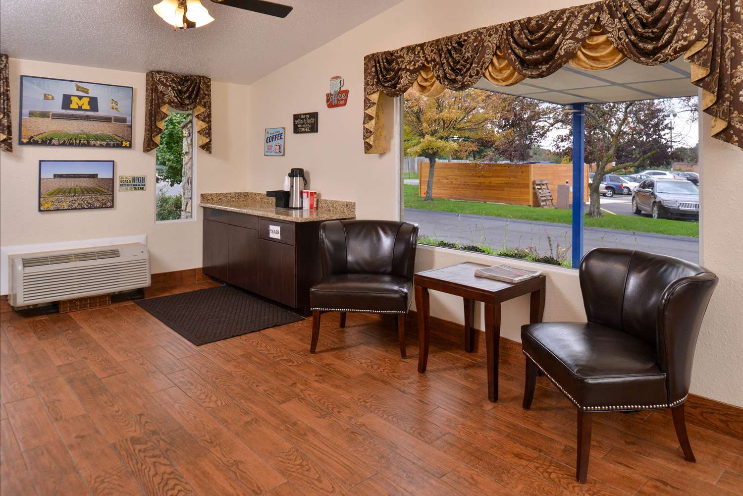Americas Best Value Inn Suites Jackson Mi 14/18