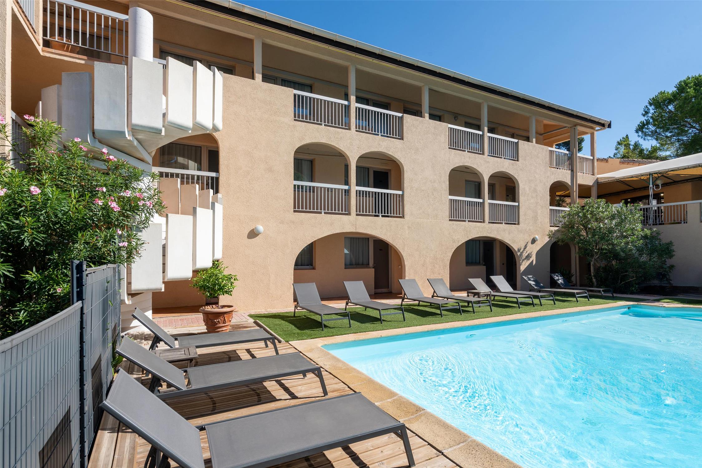 Sure Hotel by Best Western Mougins Belvedere 27/28