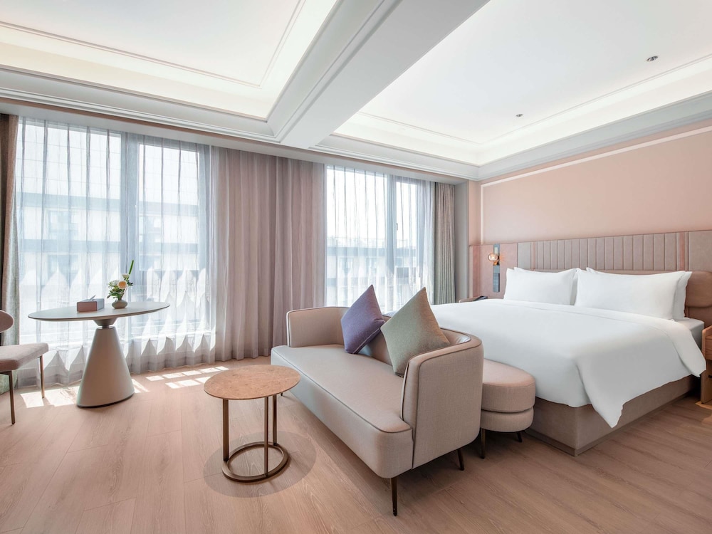 Mercure Chongqing Times Paradise Walk 15/50