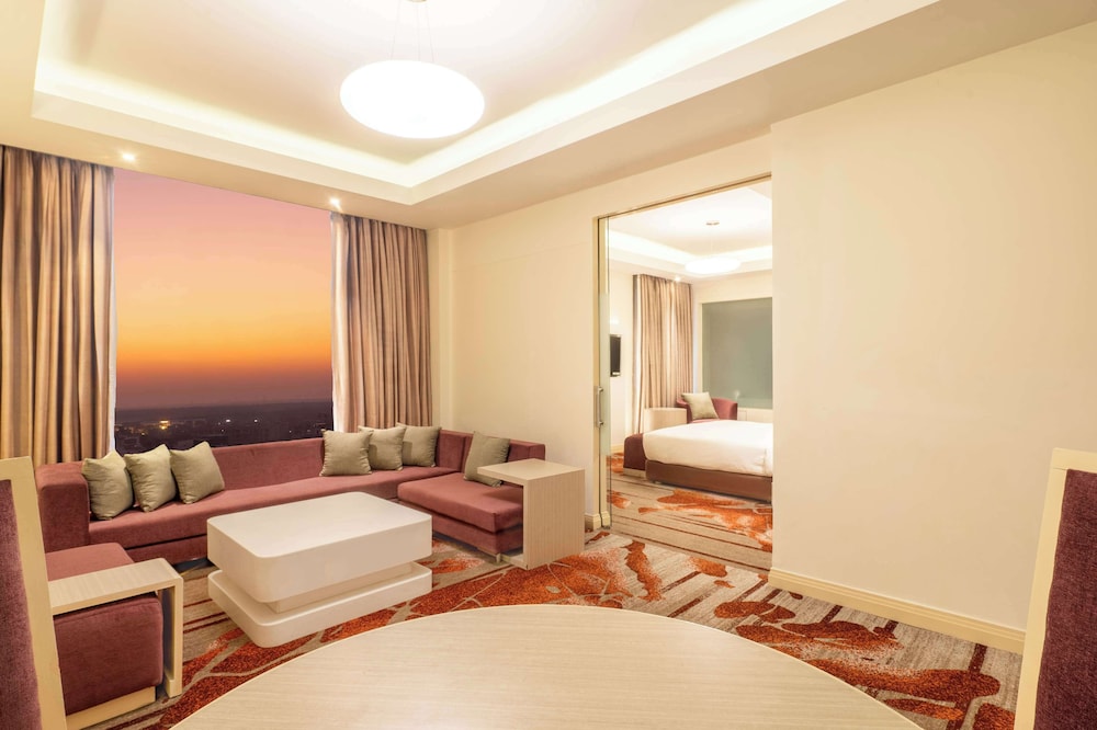 Park Plaza Faridabad. 21/64