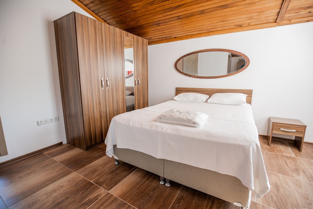 Cuhadar Datca Bungalov 16/50