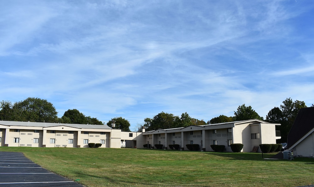 Mho Hotel Bordentown 28/37