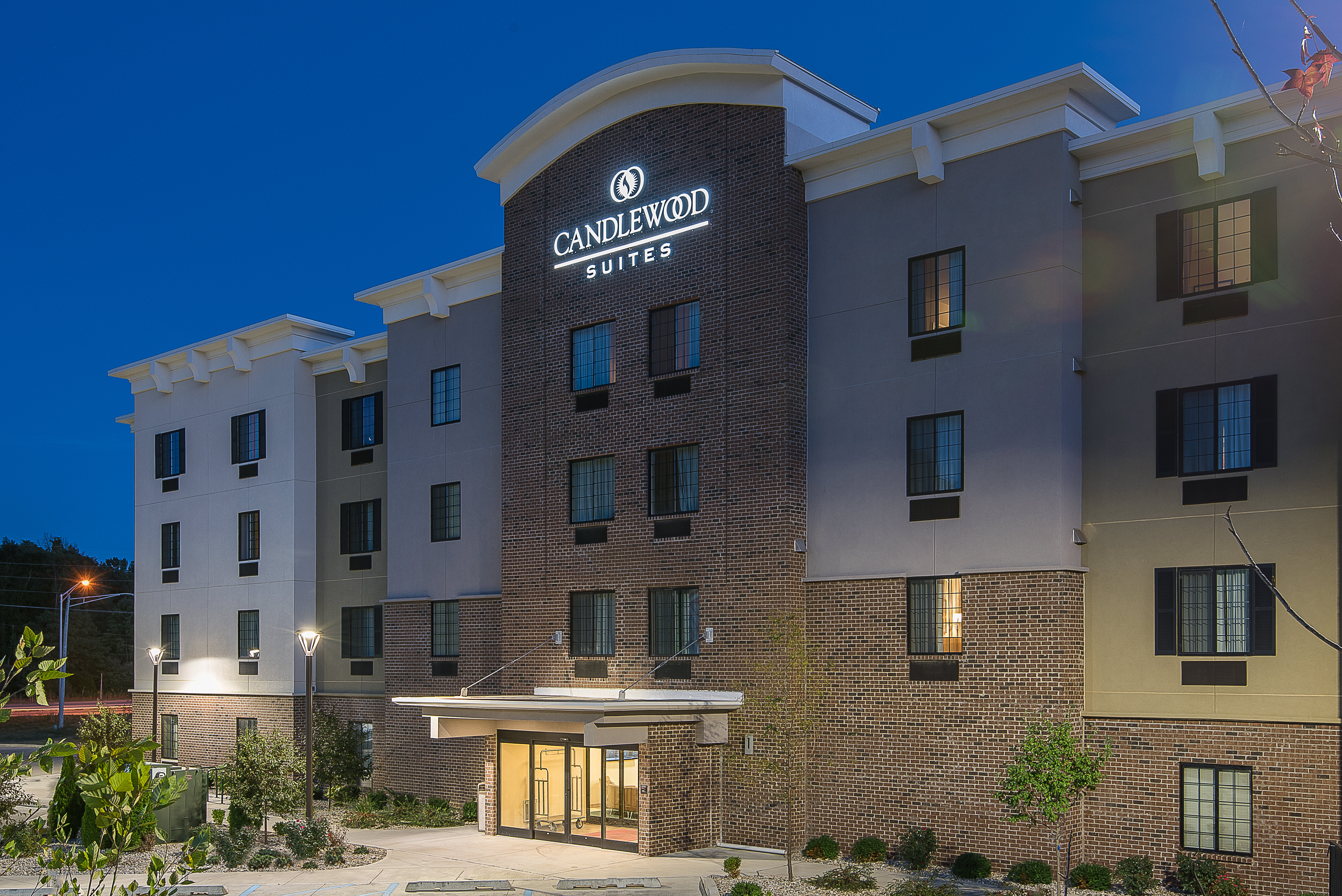 Candlewood Suites Bloomington 1/17
