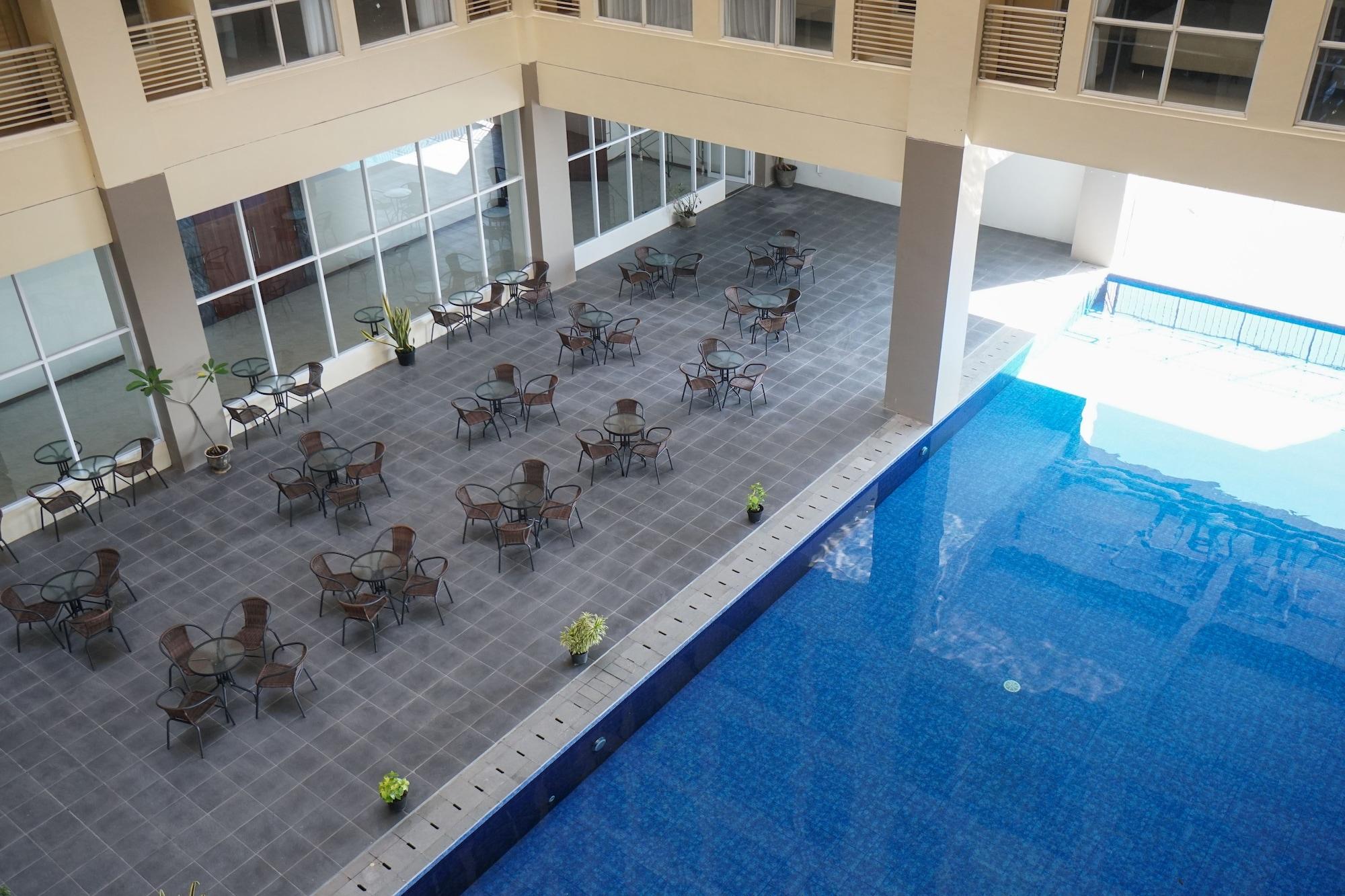 My Tower Hotel Surabaya 13/19