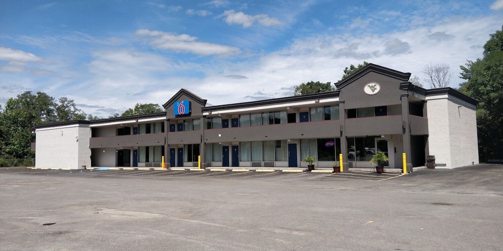 Motel6 Morgantown, WV in MORGANTOWN - WV