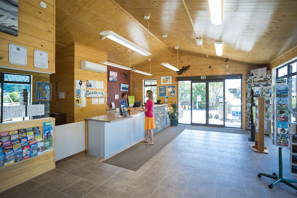 Fox Glacier Motel Holiday Park 5/50