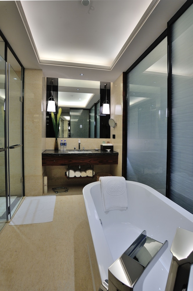 Kande International Hotel 22/50